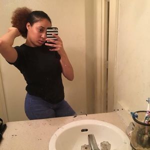 Meet your Posher, Skylaar